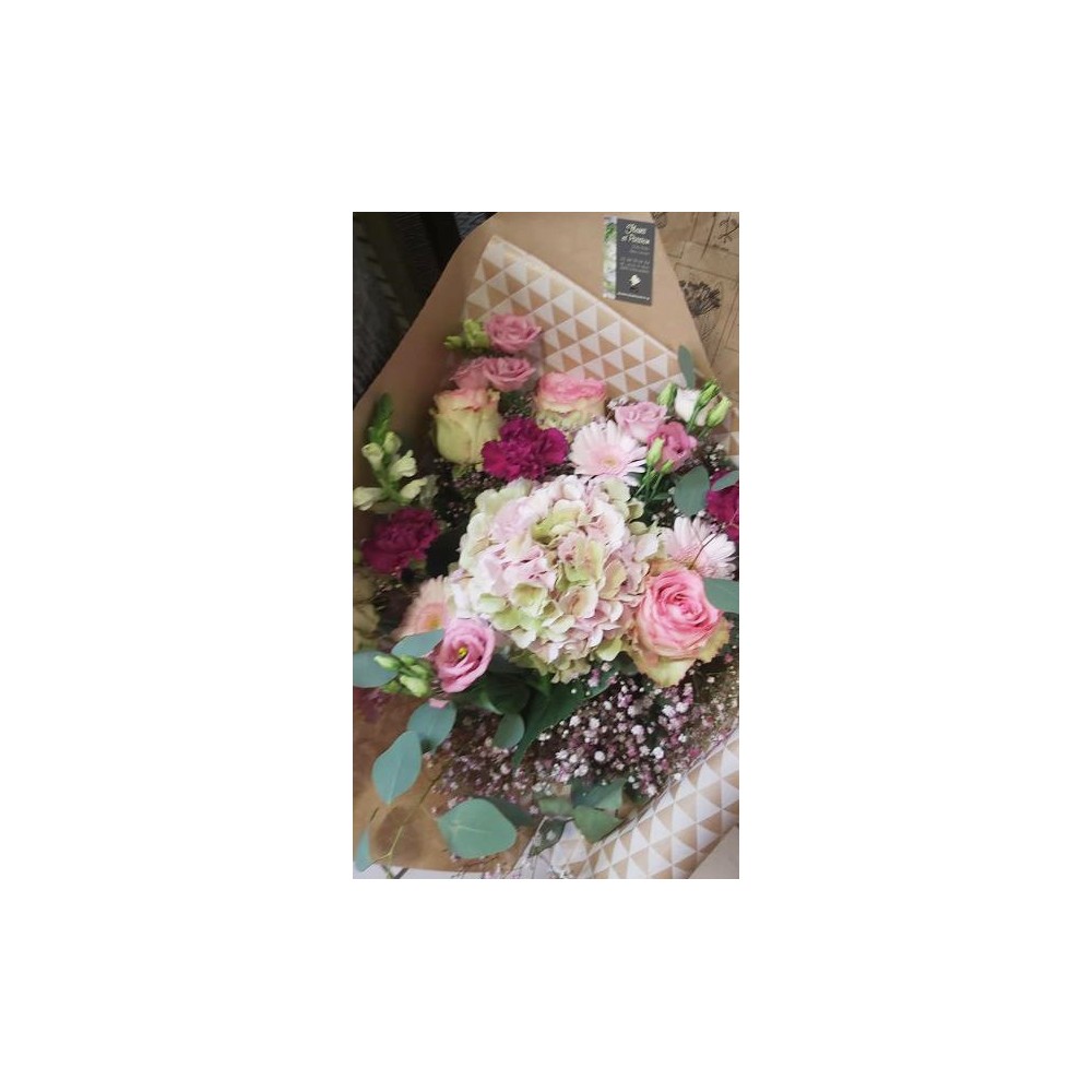 Bouquet à la tige raffiné fleurs de saison, couleur au choix - Fleuriste Celles-sur-Belle (79)