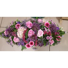 Composition allongée de deuil, raquette déclinée en plusieurs couleurs au choix - 100x40cm - Fleuriste Celles-sur-Belle (79)